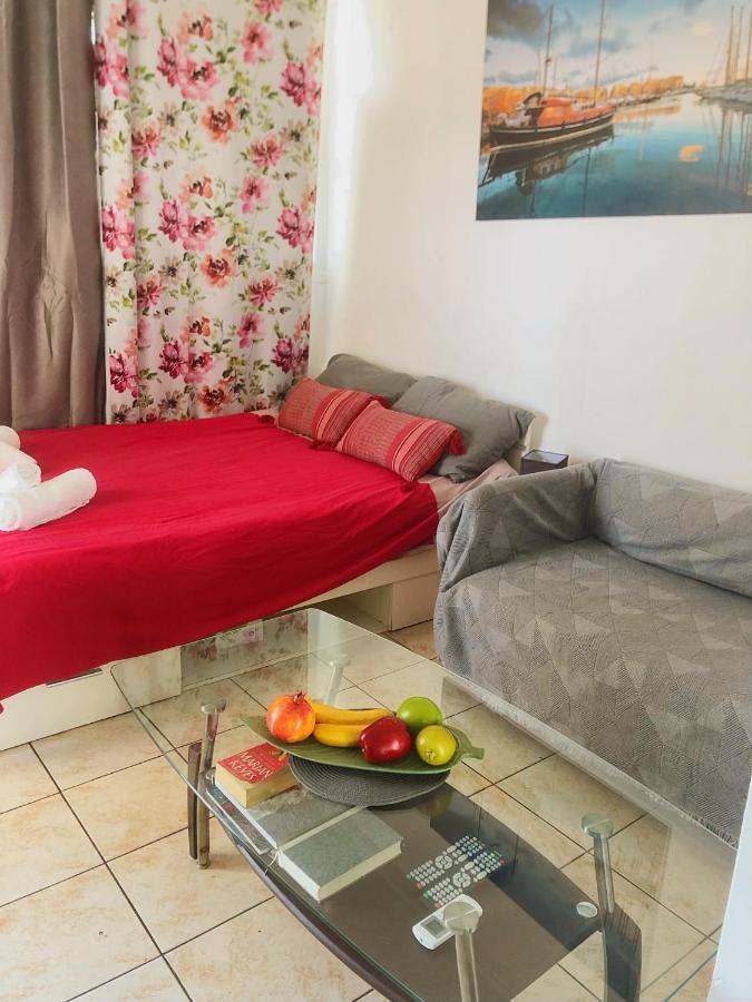 Апартаменты Cozy Seaview Studio - Пирей Экстерьер фото